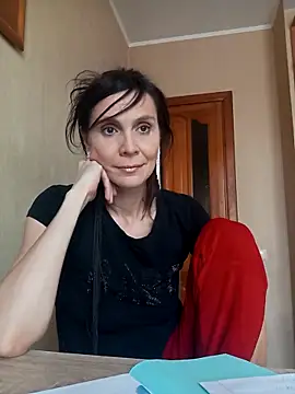 Francenia lolis online show from 02-17-26, 10:23