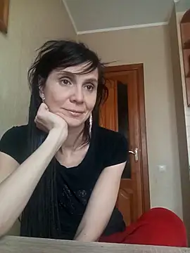 Francenia lolis online show from 02-19-26, 08:21