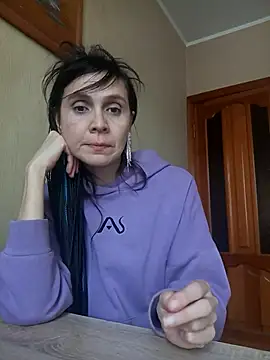 Francenia lolis online show from 02-28-26, 08:26