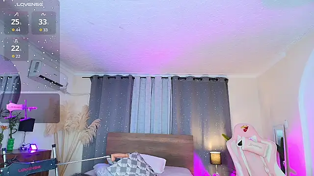 Snapshot of valery_yepes chatting on 09-21-25, 11:34 valery yepes online show from 09-21-25, 11:34