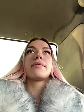 -Sexy Barbie- online show from 02-25-25, 10:04