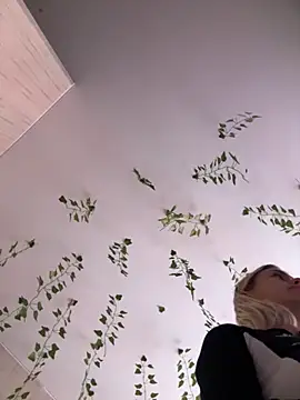 -Sexy Barbie- online show from 10-03-25, 02:19