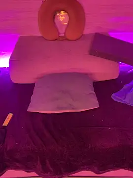 Snapshot of thesummerboy chatting on 12-03-24, 05:53 thesummerboy online show from 12-03-24, 05:53