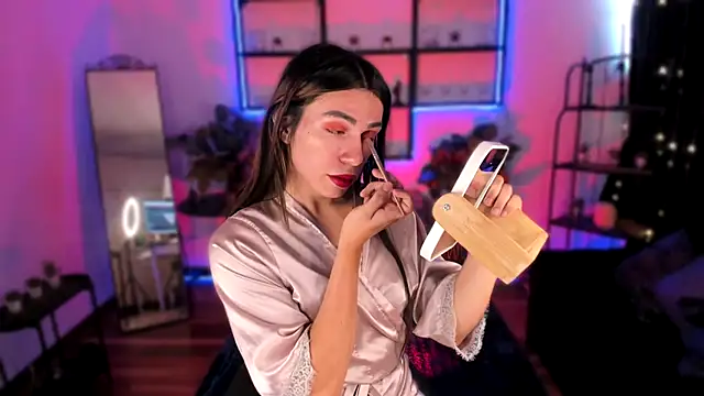 Snapshot of electra_goddes chatting on 10-29-25, 08:43 electra goddes online show from 10-29-25, 08:43