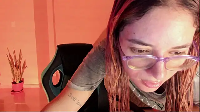 atenas 05  online show from 02-14-26, 10:50