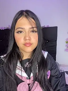 Snapshot of alisson_carolina73 chatting on 02-06-25, 12:54 alisson carolina73 online show from 02-06-25, 12:54