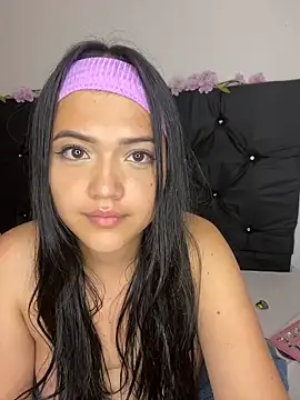 Snapshot of alisson_carolina73 chatting on 02-10-25, 08:20 alisson carolina73 online show from 02-10-25, 08:20