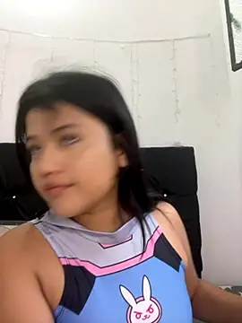 Snapshot of alisson_carolina73 chatting on 11-19-25, 10:10 alisson carolina73 online show from 11-19-25, 10:10