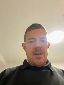 Snapshot of mrwright878787 chatting on 10-29-25, 09:11 mrwright878787 online show from 10-29-25, 09:11