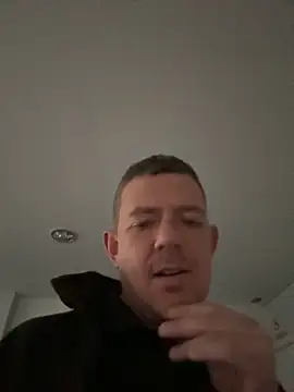 Snapshot of mrwright878787 chatting on 11-16-25, 10:21 mrwright878787 online show from 11-16-25, 10:21