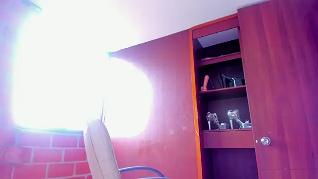 Snapshot of big_ass_show chatting on 02-08-25, 03:10 big ass show online show from 02-08-25, 03:10