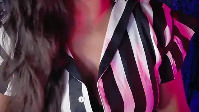 SexyAndHottie online show from 01-14-26, 04:34