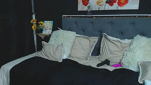 Snapshot of dulce_celeste15 chatting on 12-24-24, 01:38 dulce celeste15 online show from 12-24-24, 01:38