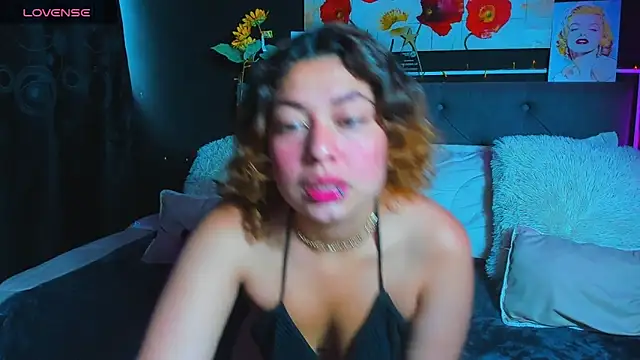 Snapshot of dulce_celeste15 chatting on 01-03-25, 03:22 dulce celeste15 online show from 01-03-25, 03:22