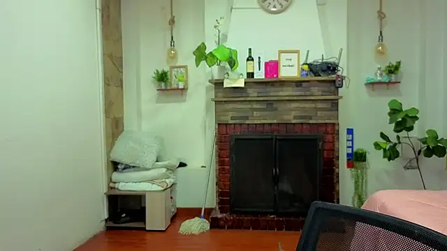 dulce celeste15 online show from 04-15-26, 02:35