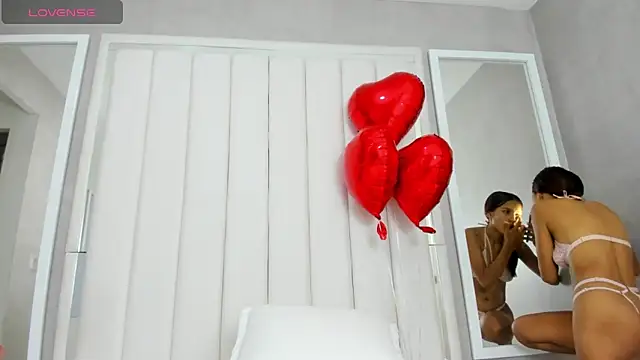 Snapshot of Carohorny4u chatting on 02-09-25, 10:20 Carohorny4u online show from 02-09-25, 10:20