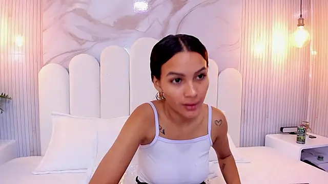 Snapshot of Carohorny4u chatting on 11-09-25, 12:47 Carohorny4u online show from 11-09-25, 12:47