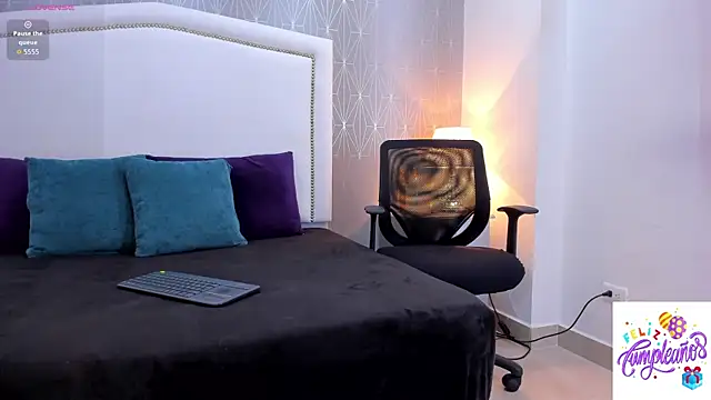  Peach1  online show from 10-07-25, 02:14