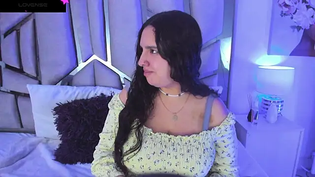 Snapshot of paulette_dupont chatting on 03-14-25, 07:34 paulette dupont online show from 03-14-25, 07:34