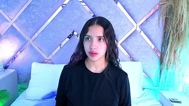 Snapshot of paulette_dupont chatting on 06-02-26, 02:57 paulette dupont online show from 06-02-26, 02:57