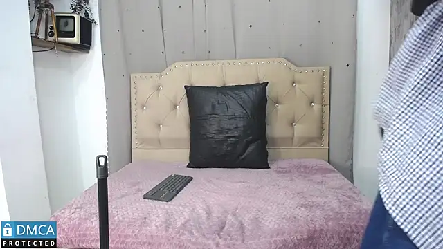 CataFox  online show from 03-08-25, 01:50