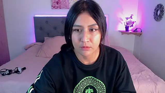 mia aira online show from 02-09-25, 04:29