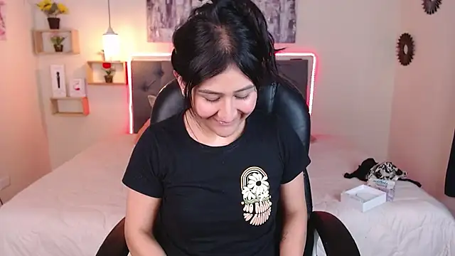 mia aira online show from 02-19-25, 08:31