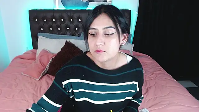 mia aira online show from 02-28-25, 07:35