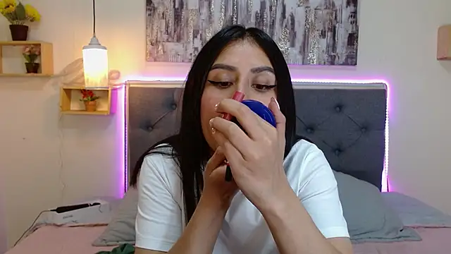 mia aira online show from 10-02-25, 03:08