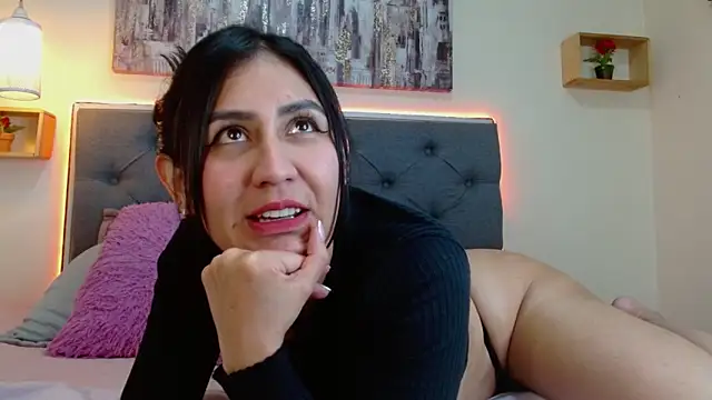 mia aira online show from 12-02-25, 04:02