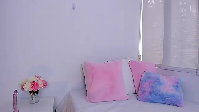 Snapshot of Brisa_blue chatting on 01-28-25, 09:40 Brisa blue online show from 01-28-25, 09:40