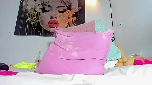 reinahot-699 online show from 01-05-26, 05:27