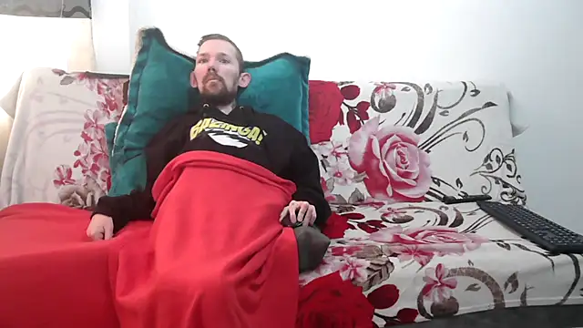 Sophia and Thomas online show from 04-14-26, 03:18