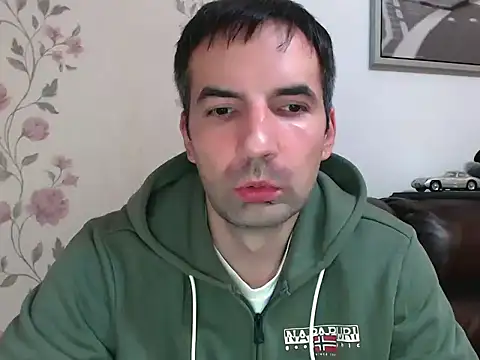 Snapshot of Leo_1617 chatting on 11-21-25, 11:36 Leo 1617 online show from 11-21-25, 11:36