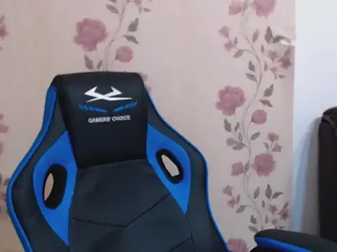 Snapshot of Leo_1617 chatting on 12-02-25, 08:15 Leo 1617 online show from 12-02-25, 08:15