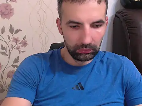 Snapshot of Leo_1617 chatting on 06-30-26, 01:34 Leo 1617 online show from 06-30-26, 01:34