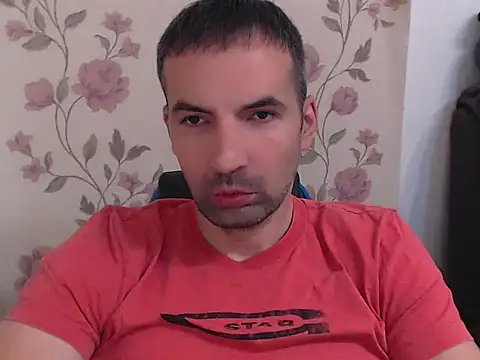 Snapshot of Leo_1617 chatting on 07-04-26, 10:43 Leo 1617 online show from 07-04-26, 10:43