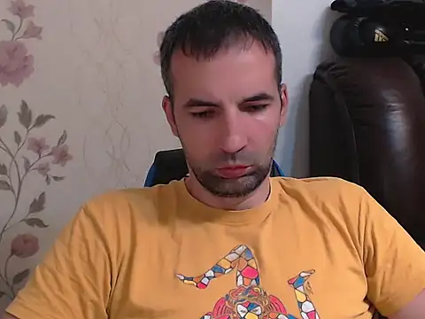 Snapshot of Leo_1617 chatting on 07-07-26, 08:13 Leo 1617 online show from 07-07-26, 08:13