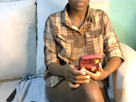 Caryyyl online show from 09-18-25, 06:37