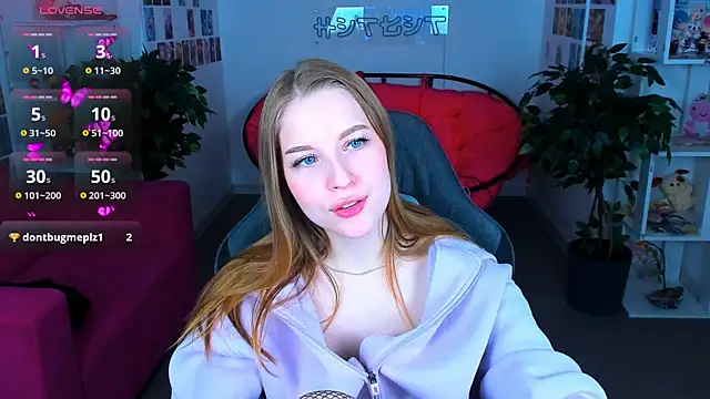 CuteMousee online show from 01-15-25, 06:01