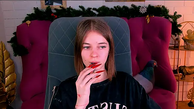 TinaDavil online show from 12-26-24, 04:14