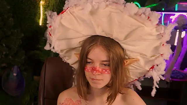 TinaDavil online show from 01-17-25, 05:41