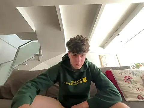 Snapshot of Pablogn24 chatting on 12-28-24, 12:03 Pablogn24 online show from 12-28-24, 12:03