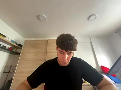 Pablogn24 online show from 10-16-25, 02:29