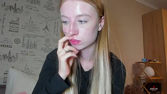 Snapshot of minidivaa_ chatting on 09-11-25, 06:08 minidivaa online show from 09-11-25, 06:08