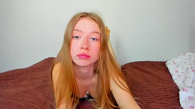 minidivaa  online show from 05-19-26, 07:37