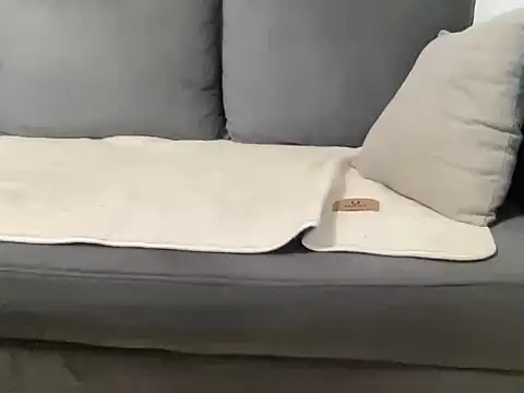 4small4inchlol online show from 04-15-26, 07:32