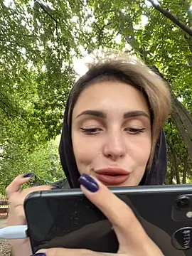 SandraCarter online show from 09-19-25, 06:04