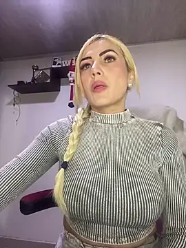 alicev kitty online show from 12-19-25, 11:50