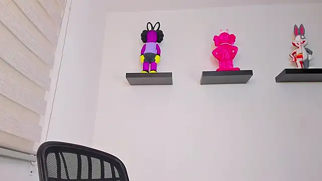 Snapshot of Gangster_Girl chatting on 12-31-24, 01:26 Gangster Girl online show from 12-31-24, 01:26